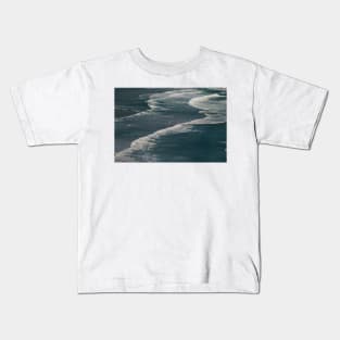 The Wave Dance © Kids T-Shirt